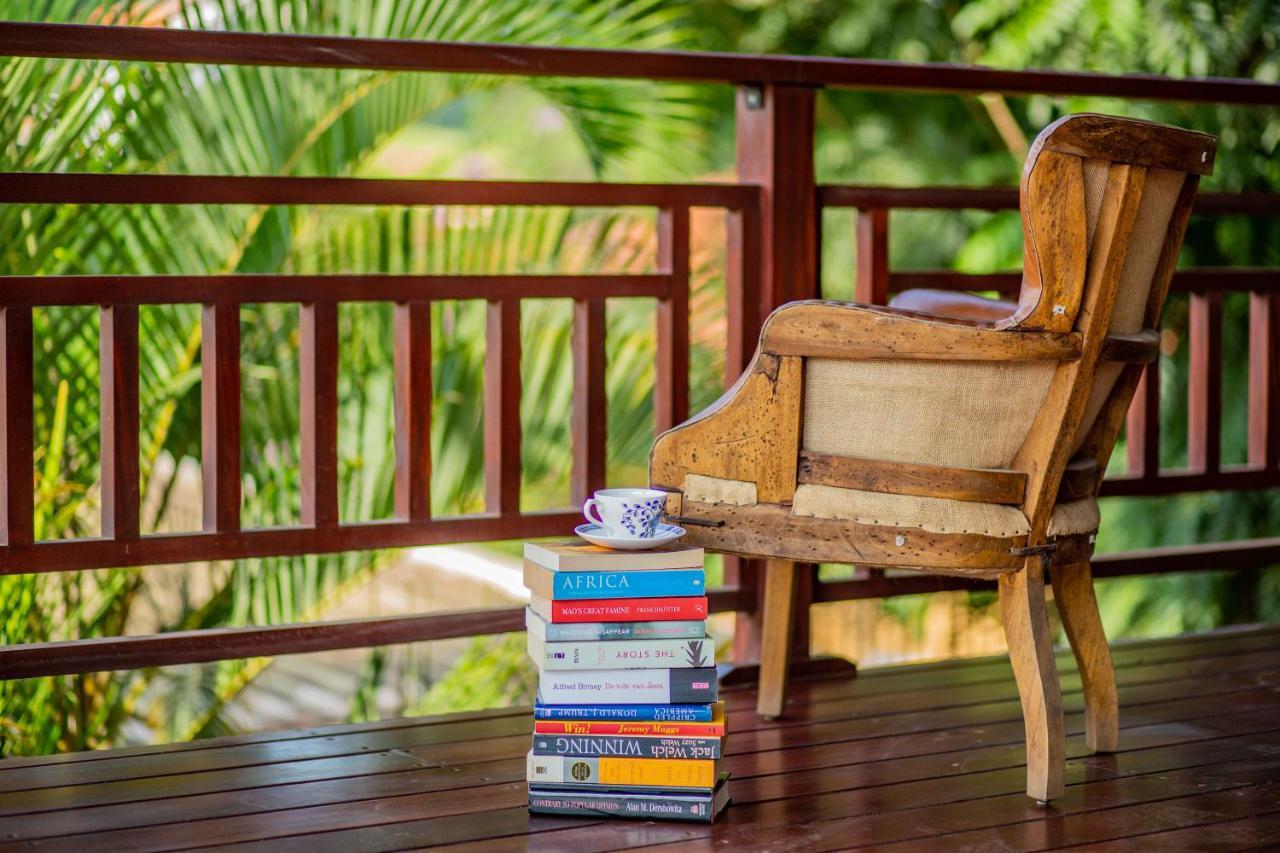 Humura Resorts Kampala Bagian luar foto