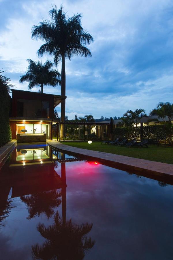 Humura Resorts Kampala Bagian luar foto