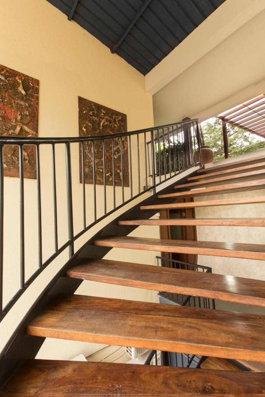 Humura Resorts Kampala Bagian luar foto