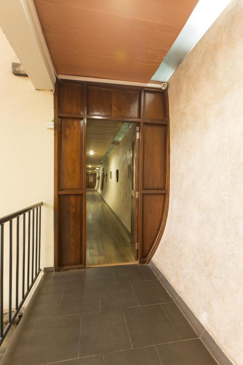 Humura Resorts Kampala Bagian luar foto