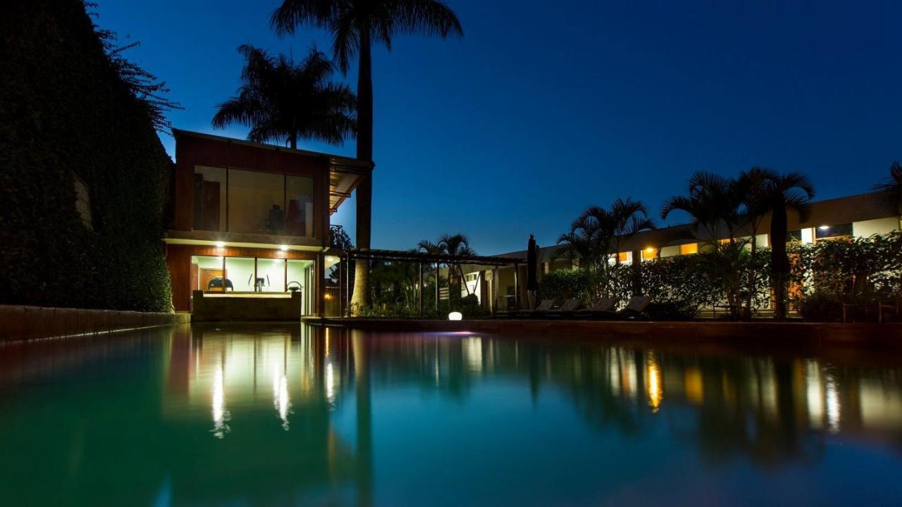 Humura Resorts Kampala Bagian luar foto